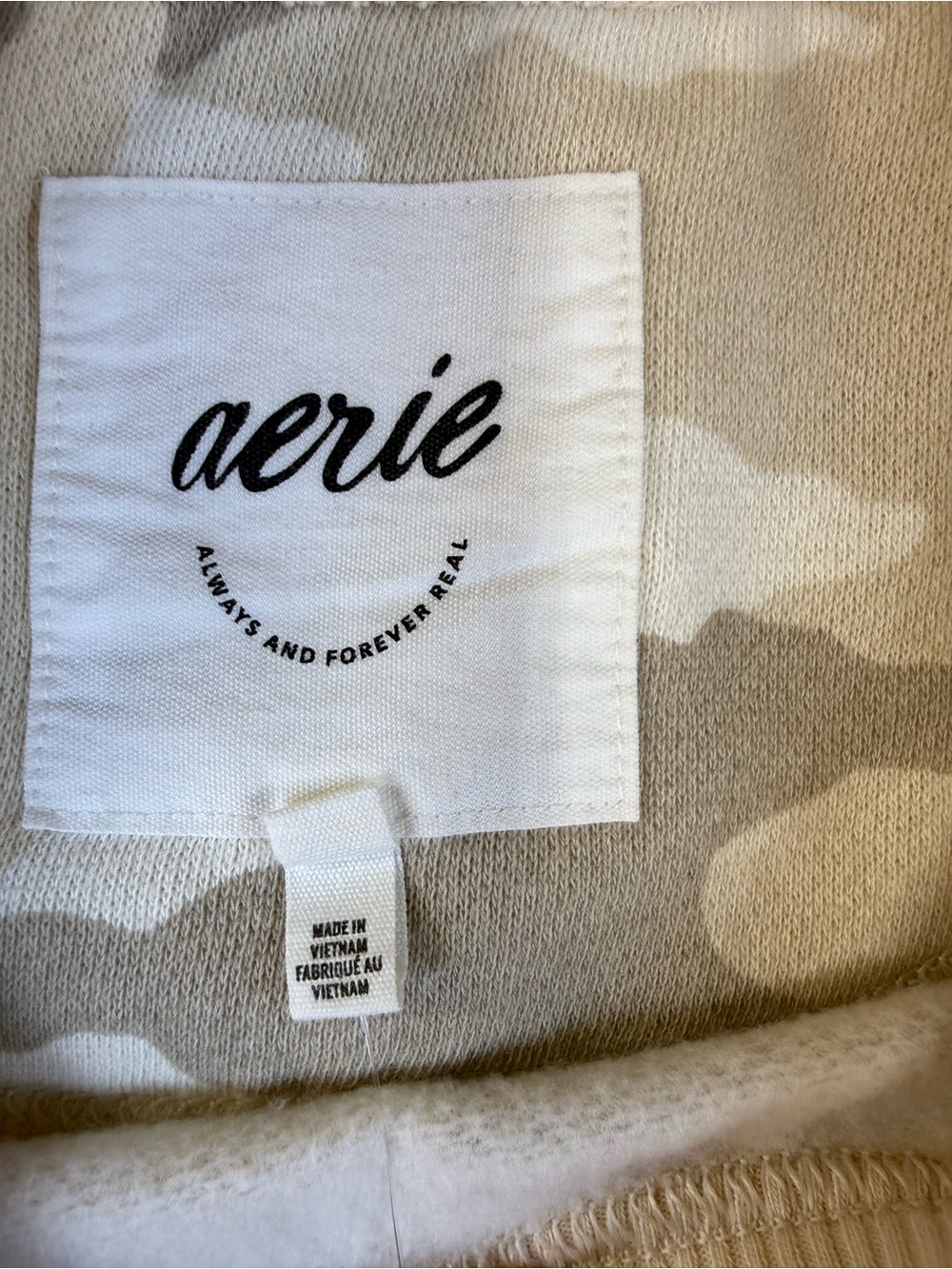 Aerie Beige Camo Crewneck Sweatshirt Oversized Small - Picture 5 of 12